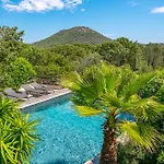 Pool Heated, Calm, Comfort & Beaches *